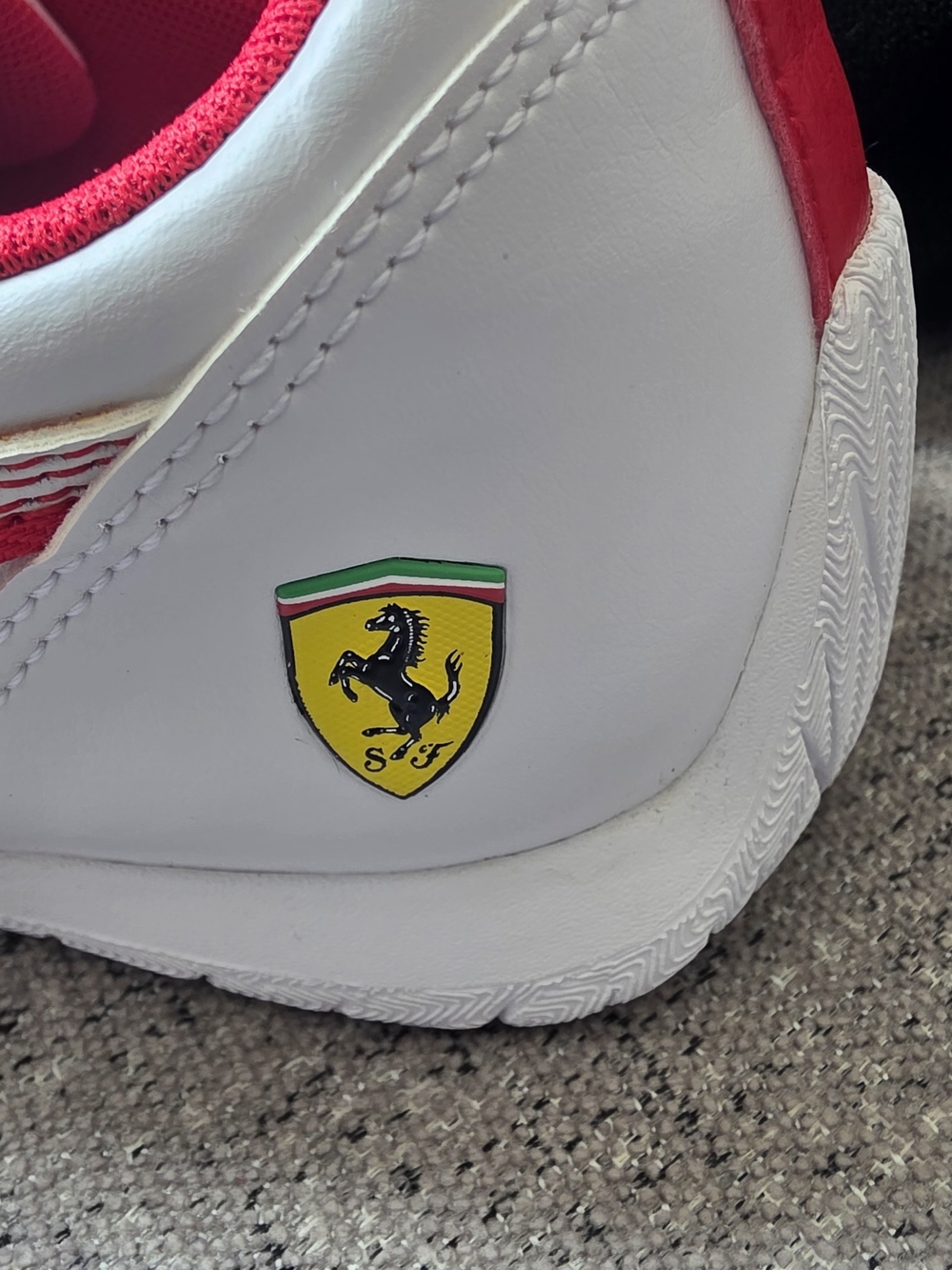Puma Scuderia Ferrari Neo Cat Motorsport Shoes - White/Red - Picture 3 of 8